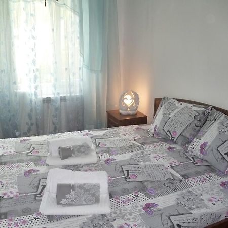 Guest House Elena Makhinjauri Extérieur photo