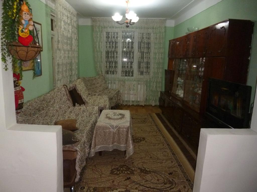 Guest House Elena Makhinjauri Extérieur photo