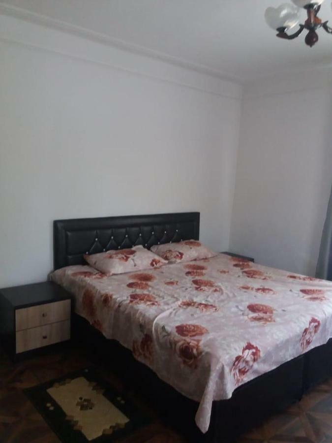 Guest House Elena Makhinjauri Extérieur photo